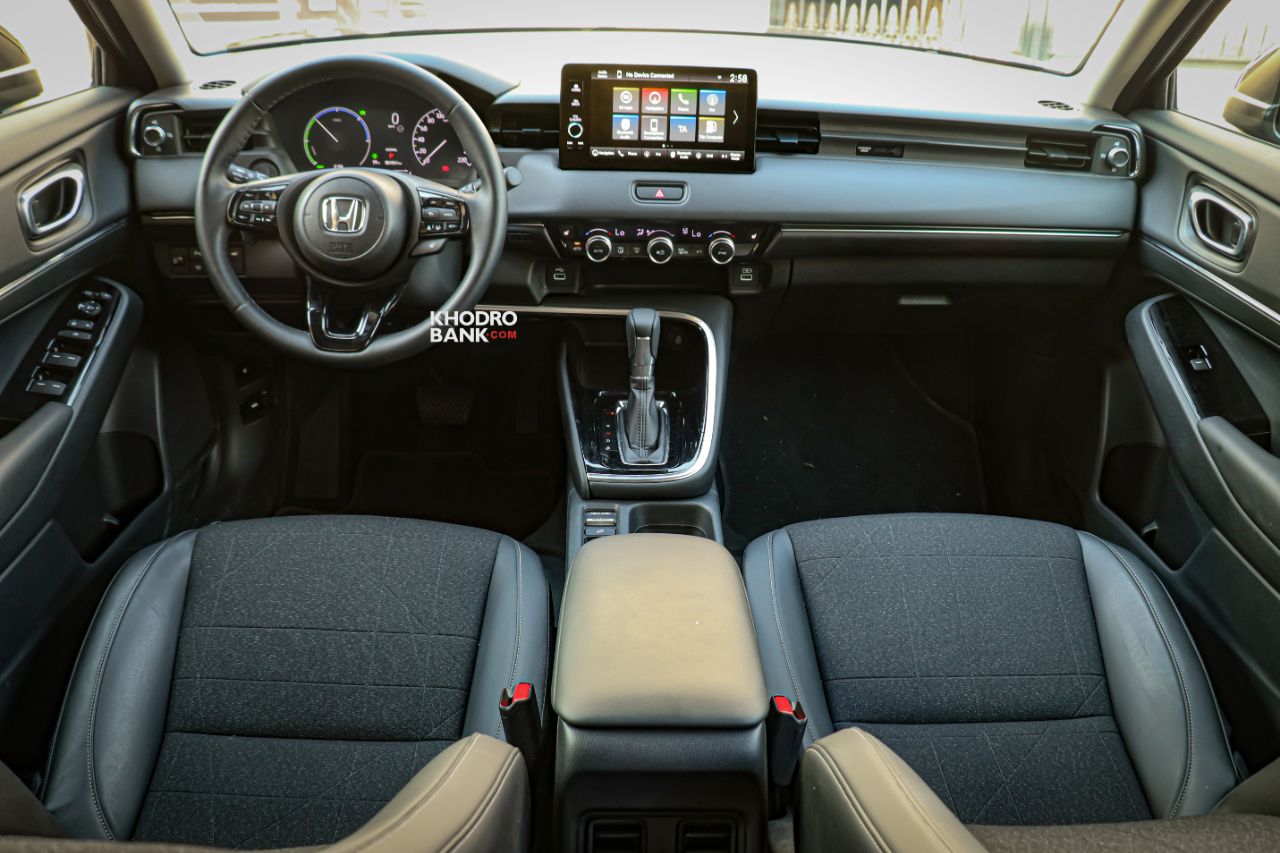 عکس داخل ماشین هوندا HRV